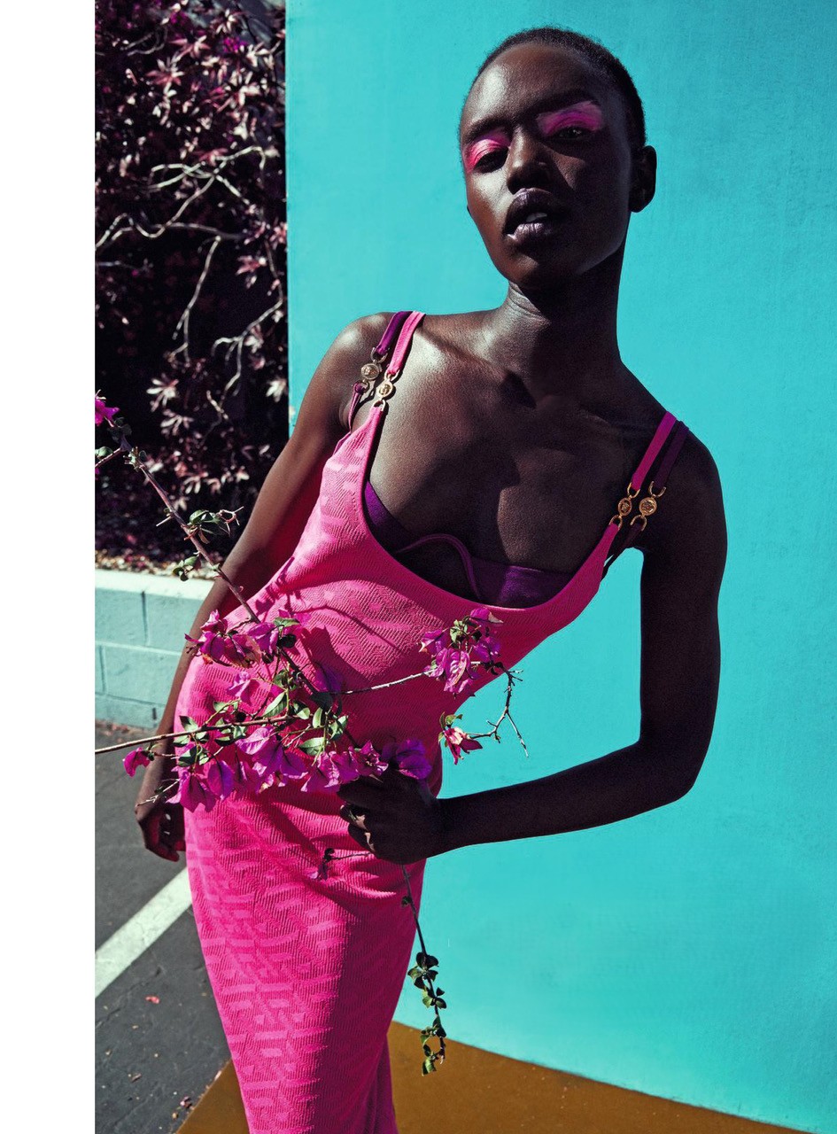 ProductionLink s.r.l. Harper s Bazaar Germany Tonart Harper s Bazaar Germany  Harper s Bazaar Germany Tonart