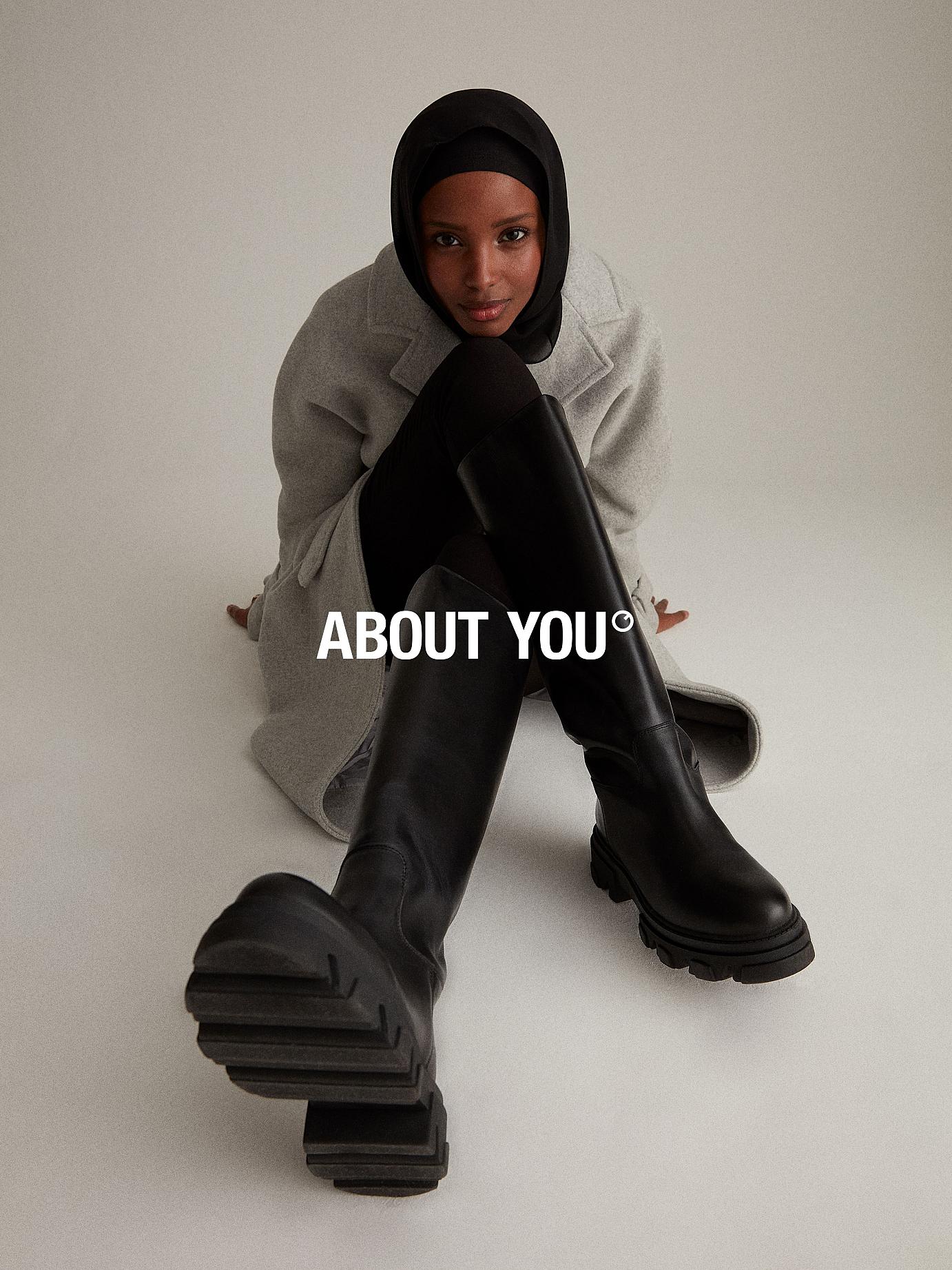 CoqCreative power by ProductionLink s.r.l. About You About You  About You