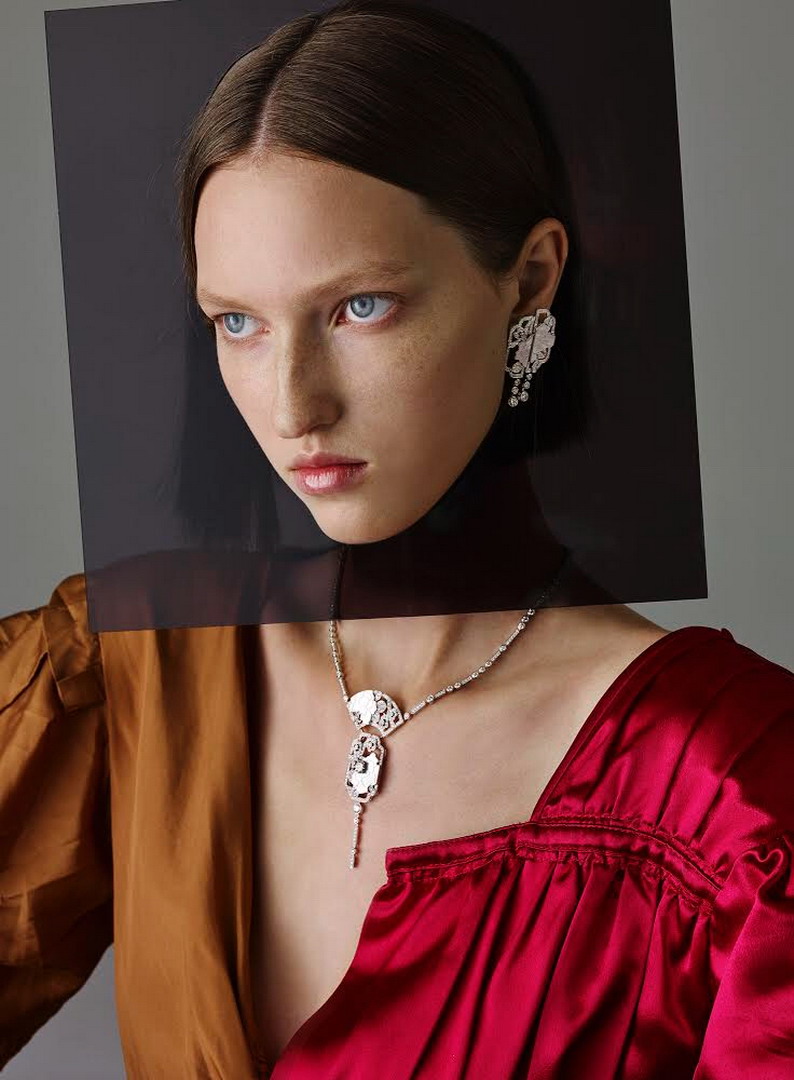 CoqCreative power by ProductionLink s.r.l. Harper s Bazaar Spain Harper s Bazaar Spain  Harper s Bazaar Spain